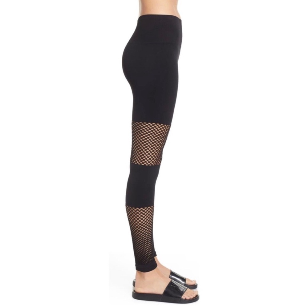 Ivy Park Active Circle Knit Leggings Womens Size S/M Black Fishnet Panels - Picture 2 of 11